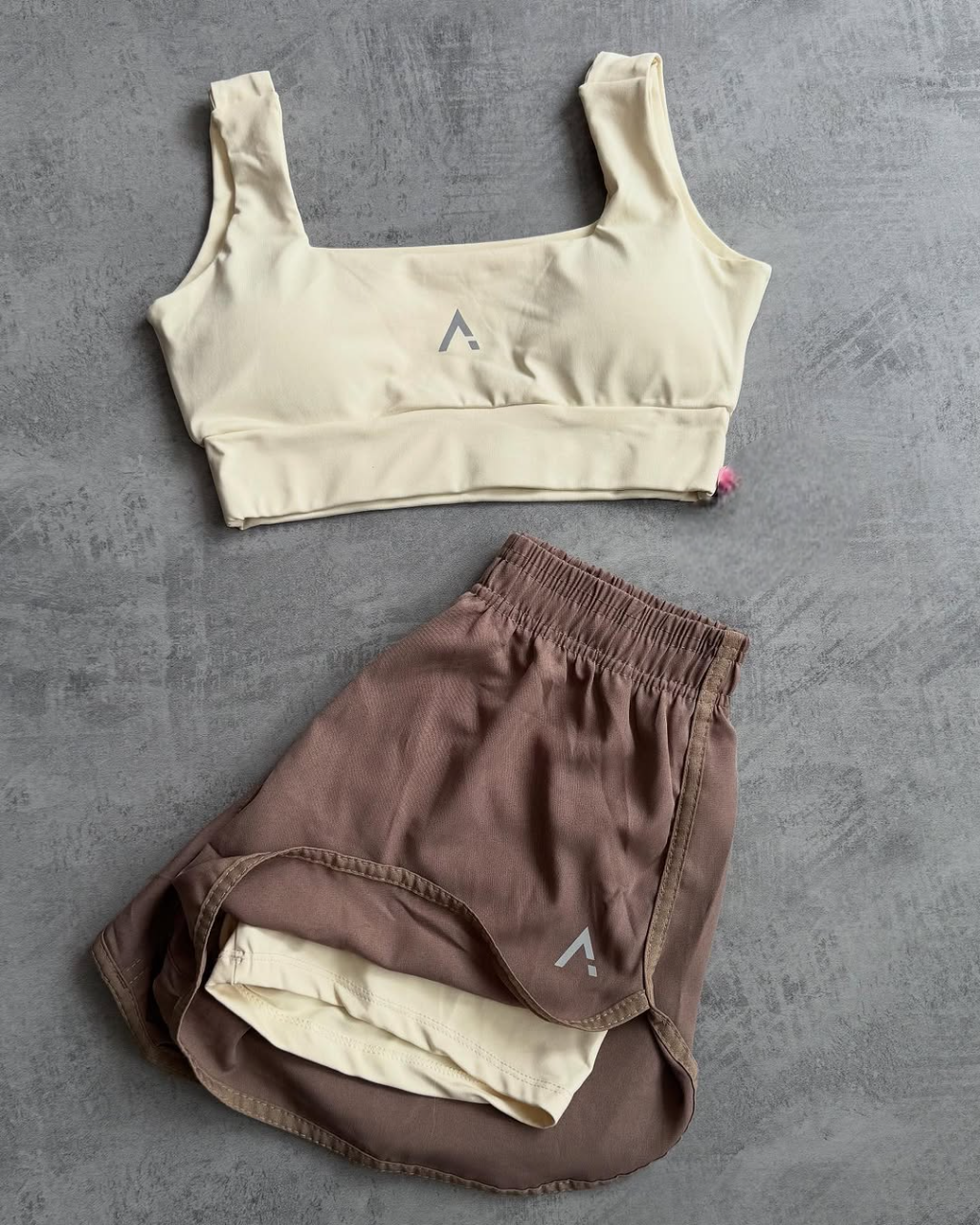 Conjunto Advance